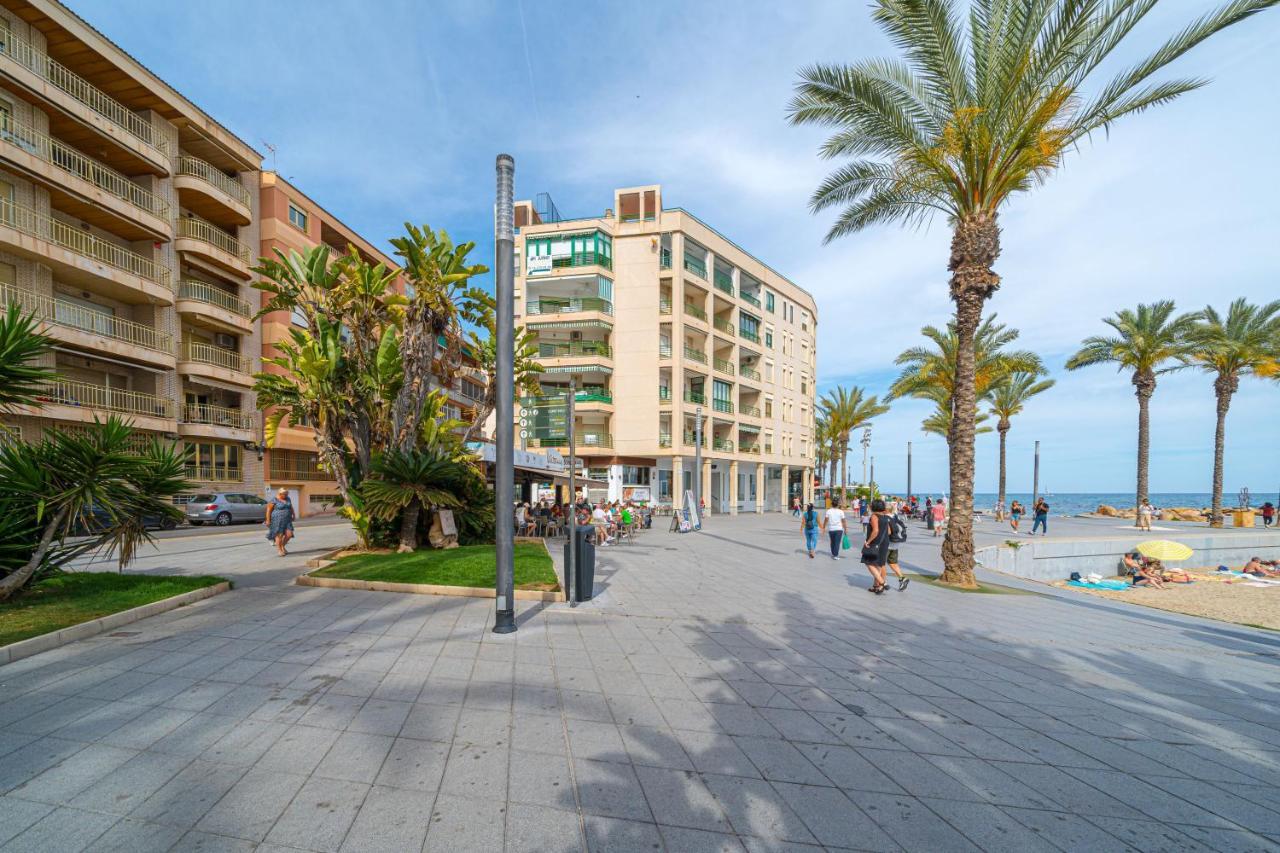 Casa Terra: Apartment 50 Meters From The Beach Torrevieja Ngoại thất bức ảnh