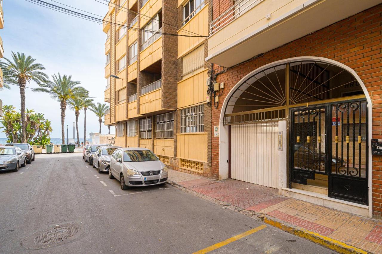 Casa Terra: Apartment 50 Meters From The Beach Torrevieja Ngoại thất bức ảnh